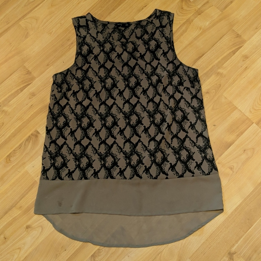 Banana Republic silk shell